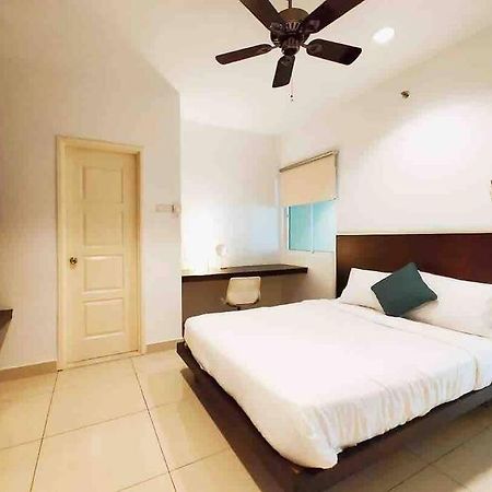 Luxury Seaview Penang Homestay @ Mansion One Gurney Pulau Pinang Джорджтаун Экстерьер фото